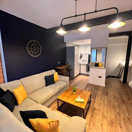 Stunning Liverpool City Center Apartment Bagian luar foto