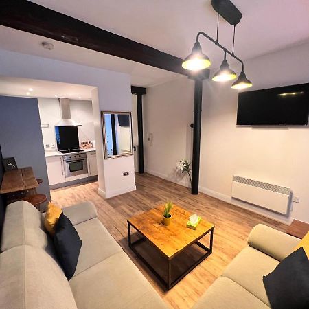 Stunning Liverpool City Center Apartment Bagian luar foto