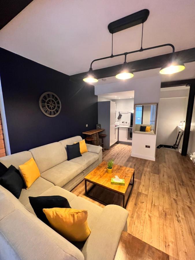 Stunning Liverpool City Center Apartment Bagian luar foto